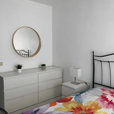 Isabel Apartment